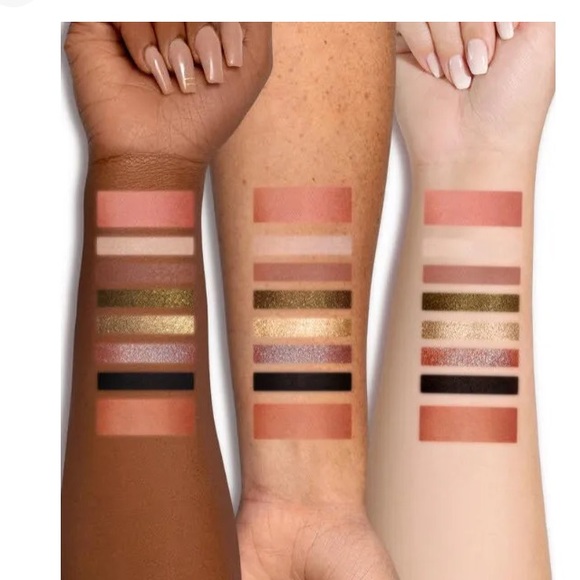 Too Faced Enchanted Winter Wonderland breakaway palettes Deer Palette - Picture 3 of 5